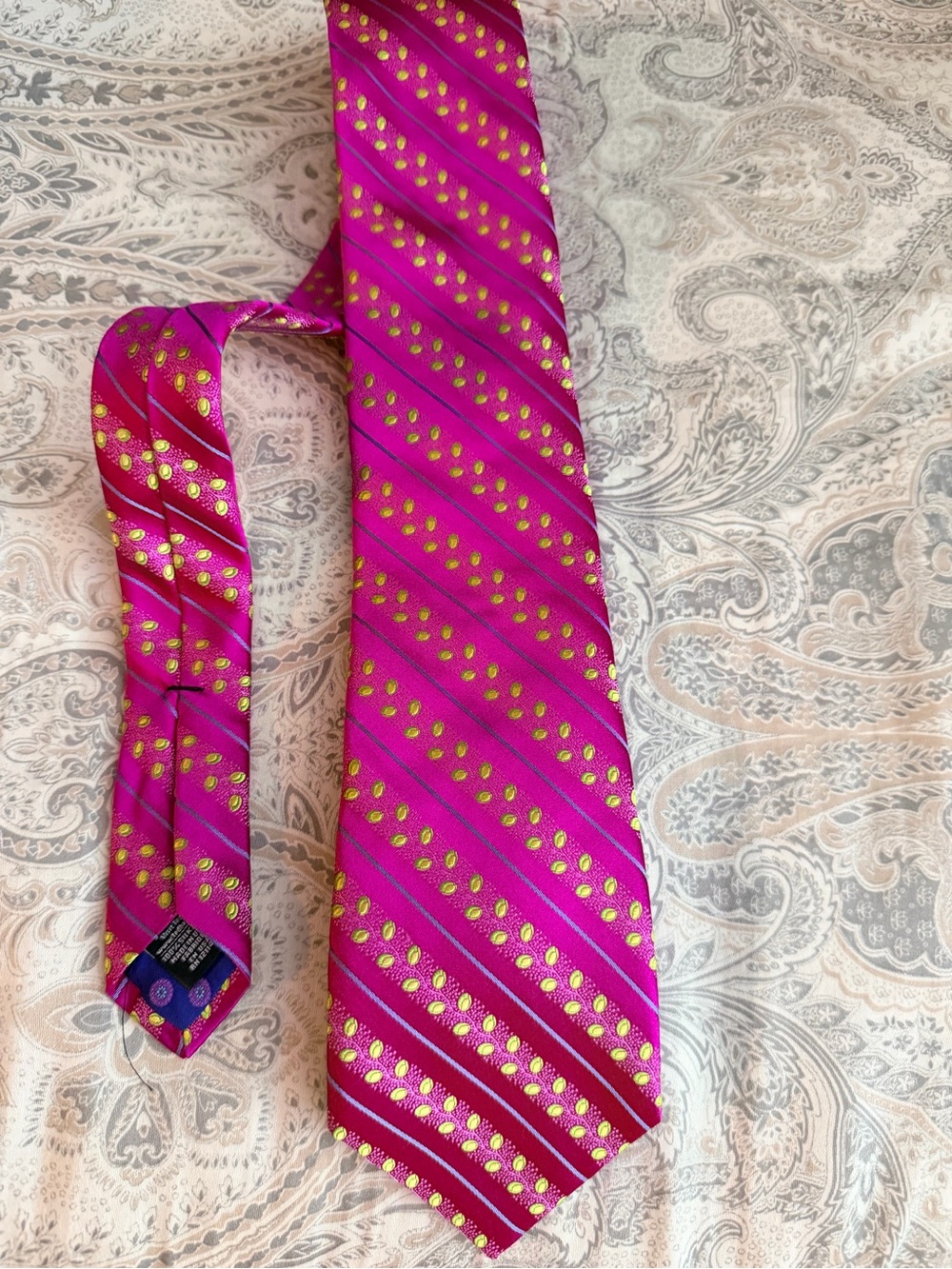 TED BAKER Men's Fuchsia and Fluorescent Polka Dot Silk Tie